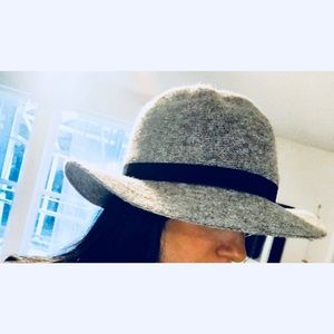 Forever 21 Gray Fedora Hat